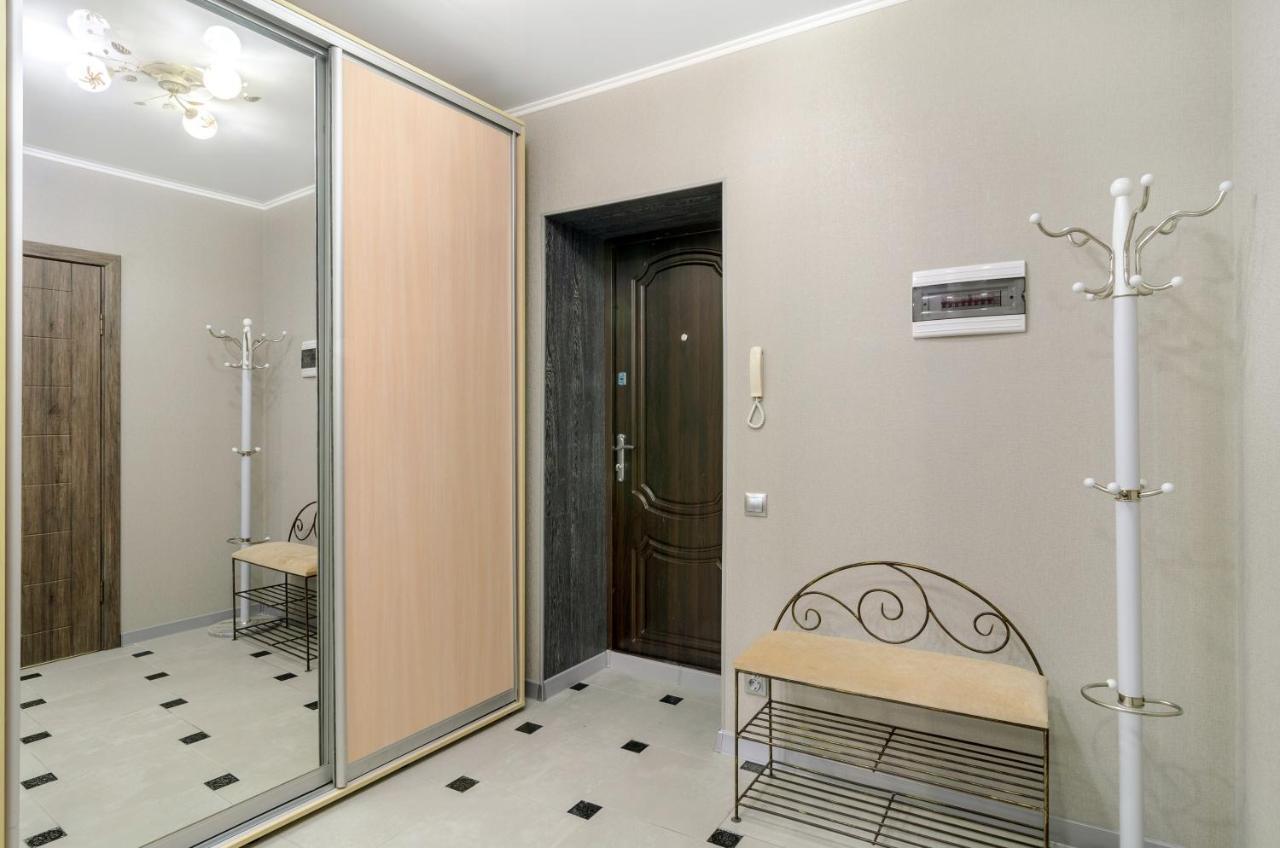 Greatest Luxury Apart-Hotel Суми Екстериор снимка
