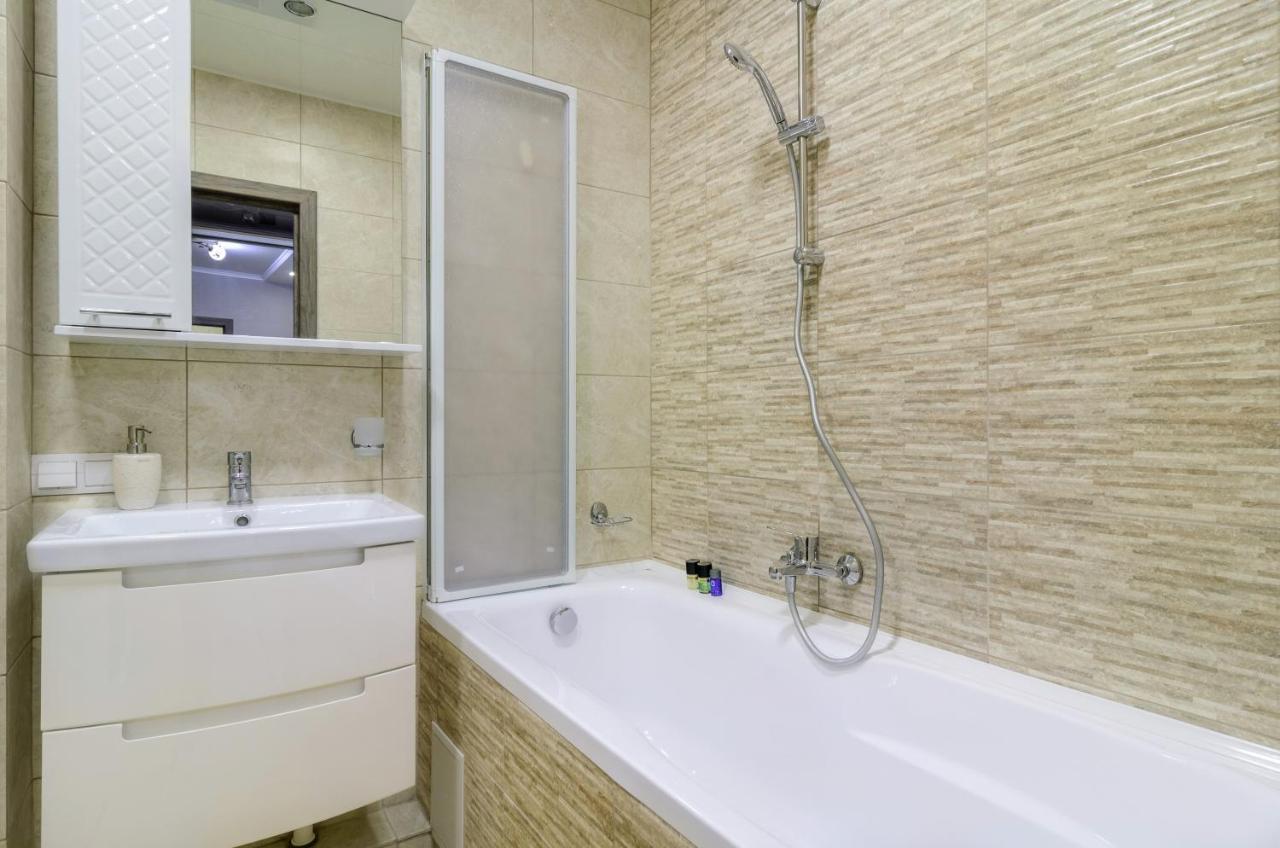 Greatest Luxury Apart-Hotel Суми Екстериор снимка